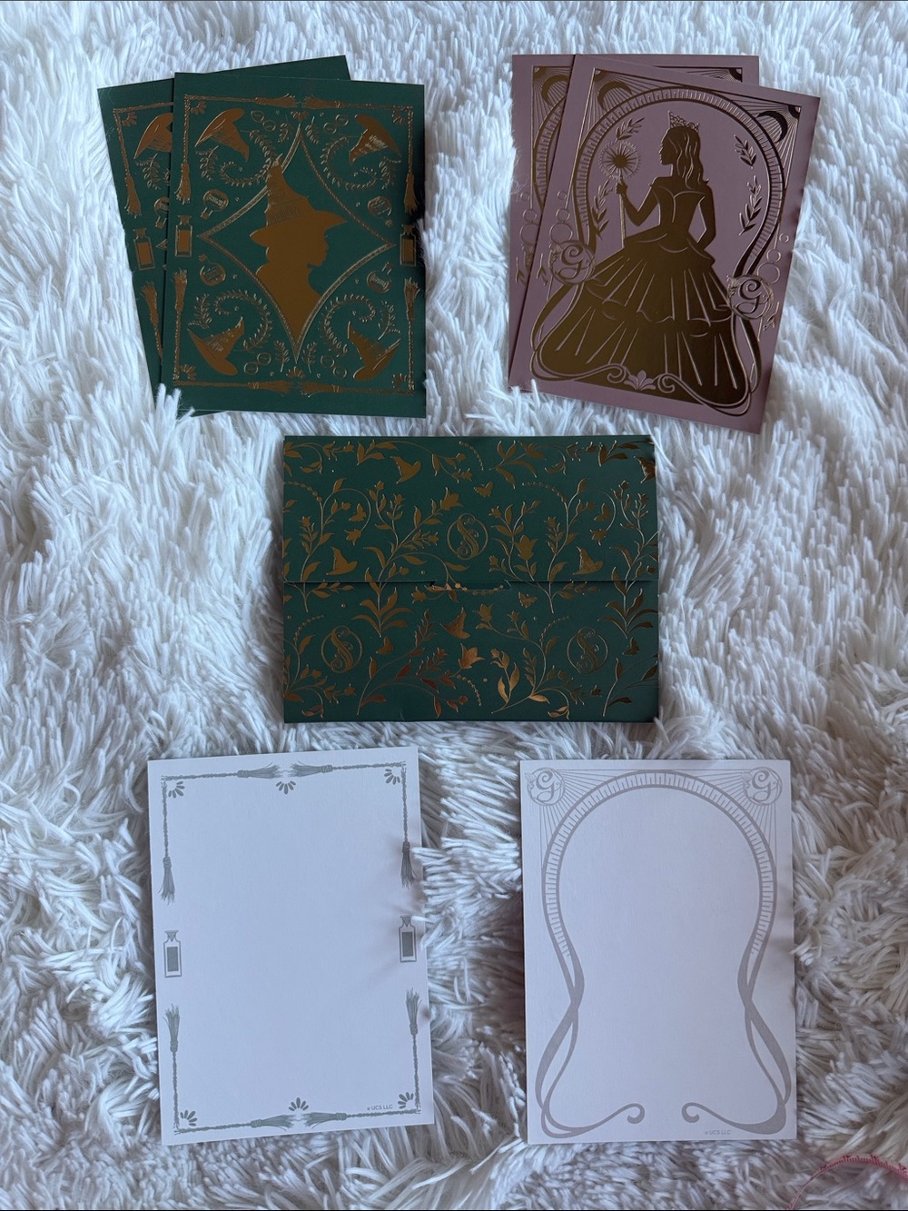 Wicked Elphaba and Glinda Set of 6 Postcards